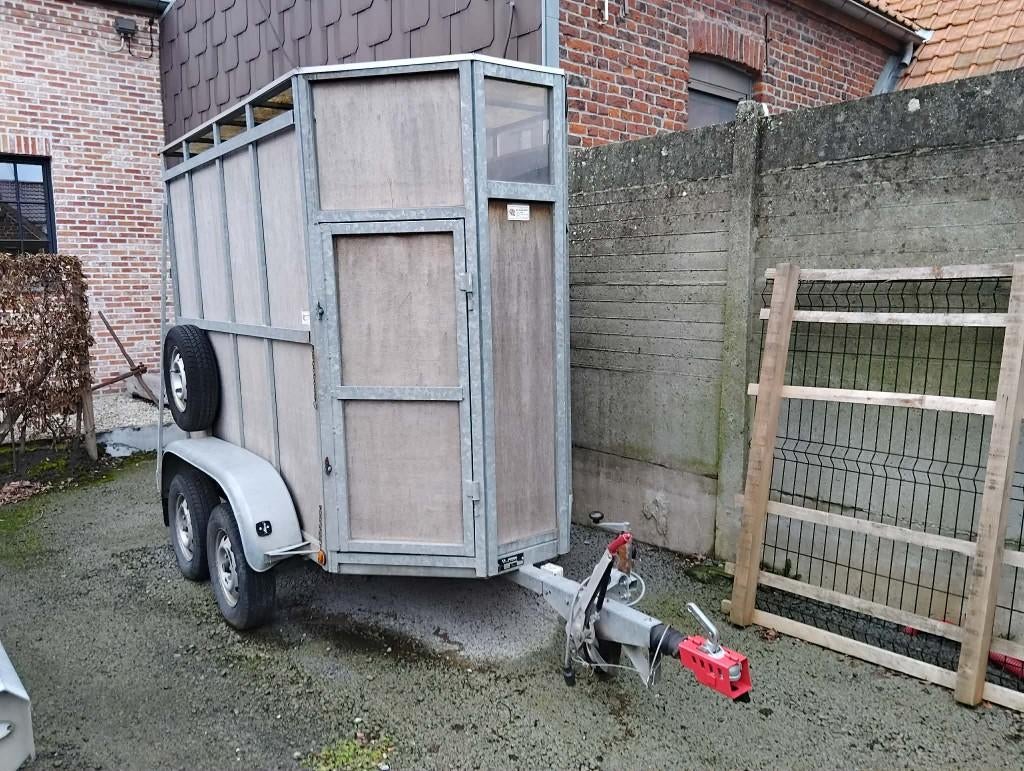 Van 1,5 cheval, Animaux & Accessoires, Chevaux & Poneys | Semi-remorques & Remorques, Enlèvement