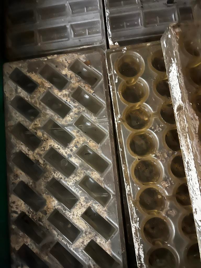 Pralinevormen chocolate world, Ophalen, Gebruikt