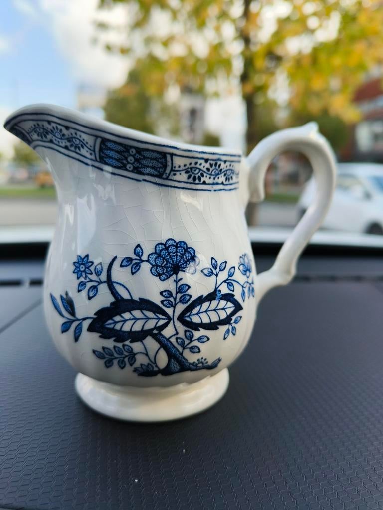 Myott Meakin creamer, Antiquités & Art, Enlèvement ou Envoi