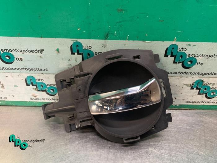 Poignée portière 2portes gauche d'un Citroen C2 (C2 03-), Autos : Pièces & Accessoires, -, 3 mois de garantie, Utilisé, -