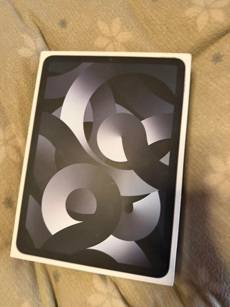 Ipad air 2022 256gb topstaat!, Computers en Software, Apple iPads, Ophalen, Zo goed als nieuw