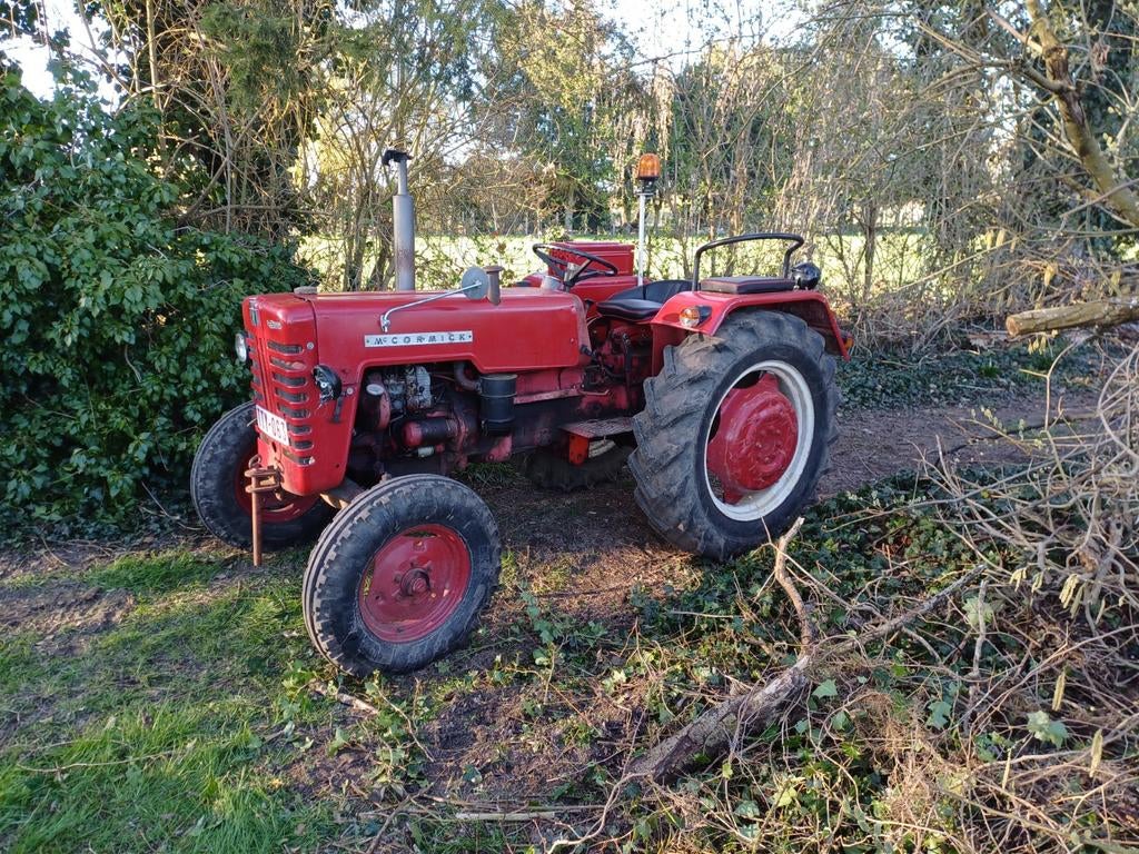 Traktor IHC McCormick D326 - Oldtimer, Zakelijke goederen, Landbouw | Tractoren, Ophalen, McCormick