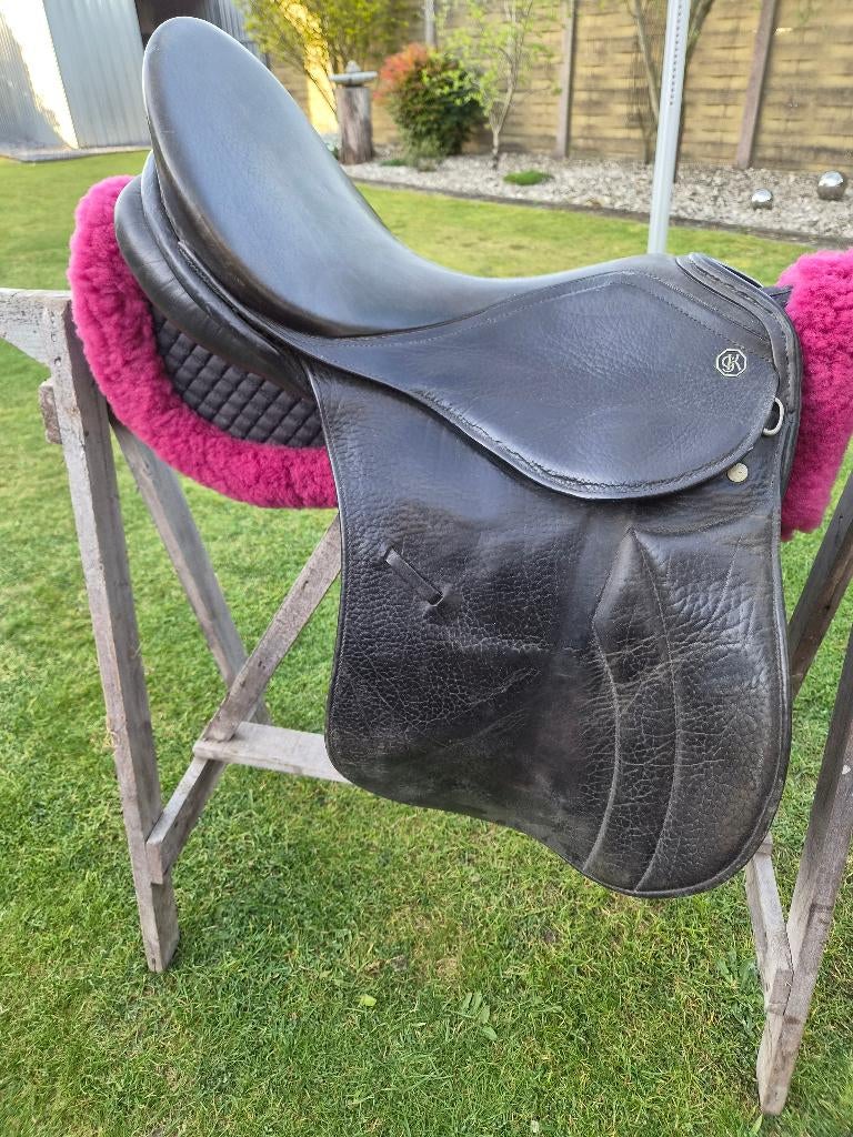 Zadels, Dieren en Toebehoren, Ophalen, Gebruikt, Dressuur