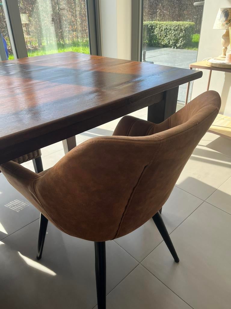 Volhouten merbau eettafel, Ophalen, Zo goed als nieuw