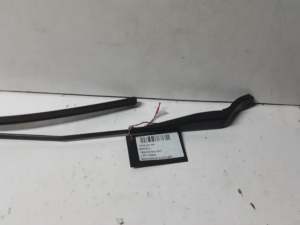 BRAS ESSUIE GLACE AVANT GAUCHE Peugeot 207 SW (WE / WU), Autos : Pièces & Accessoires, Mevr. I. Hauben, Utilisé, Rue de l'Espoir 34 34
4030  GRIVEGNÉE, BE