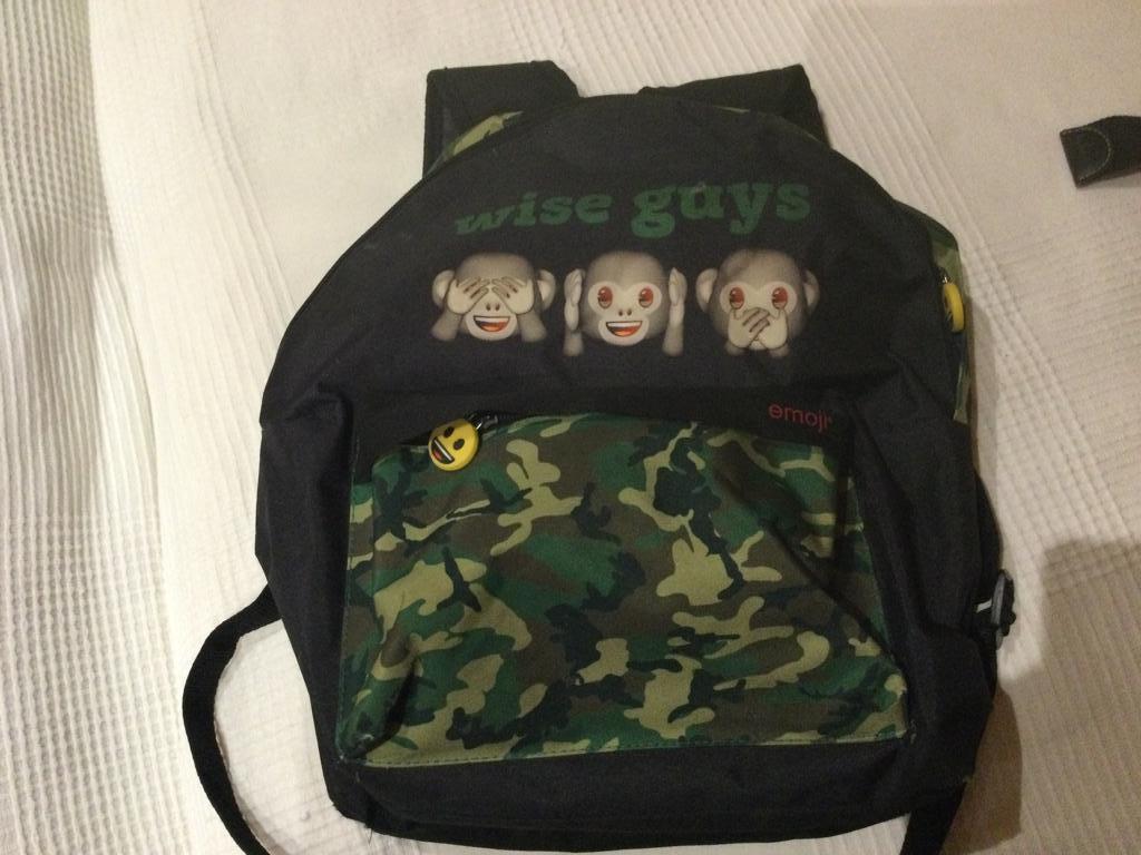 Sac à dos. - Emoji sac a dos enfant, Enlèvement ou Envoi, Utilisé, Sac à dos