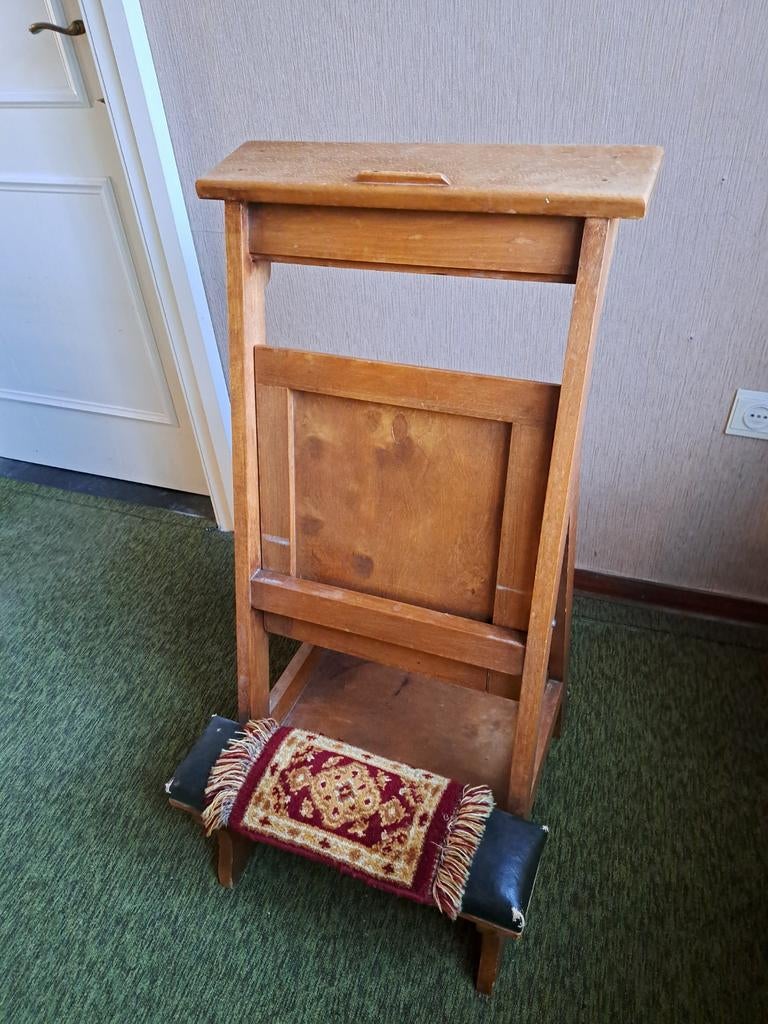 Bidstoel, Enlèvement