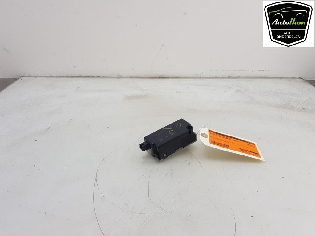 STUURSLOT Mercedes-Benz GLB (247.6) (01-2019/-), Gebruikt, Mercedes-Benz