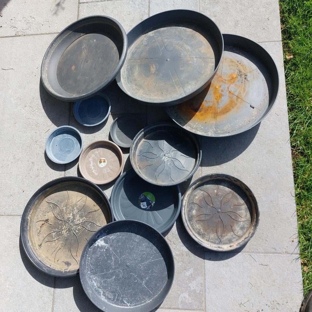 schalen onderzetschotel bordjes bloempot, Jardin & Terrasse, Pots de fleurs, Enlèvement ou Envoi, Utilisé
