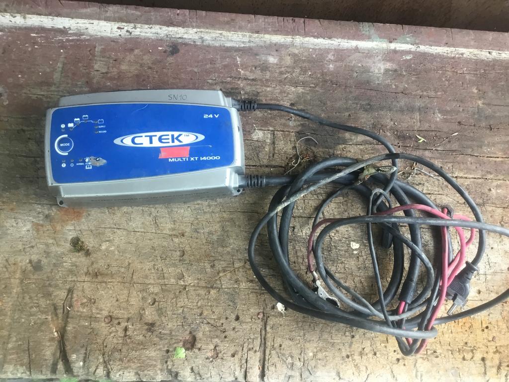 CTEK 24 volt oplader, Ophalen
