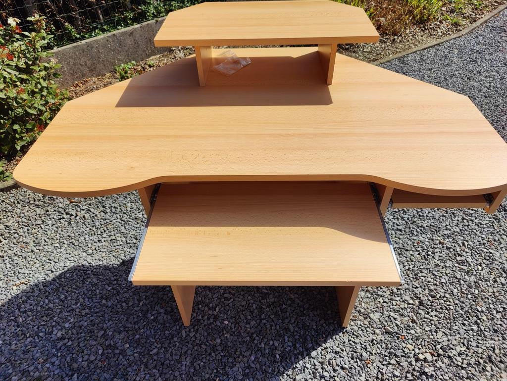 Kleine bureau met uitschuifbaar lades, Huis en Inrichting, Ophalen