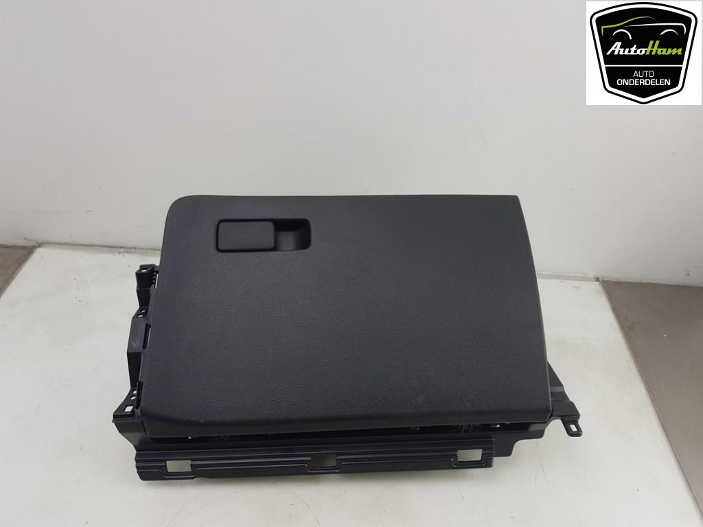 DASHBOARDKASTJE Proceed (CD) (|84540J7000WK|84540J7000|), Gebruikt, Kia