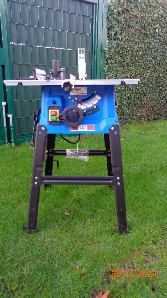 Tafel cirkelzaag machine : nieuw, Doe-het-zelf en Bouw, Ophalen, Zo goed als nieuw, 1200 watt of meer, Cirkelzaag