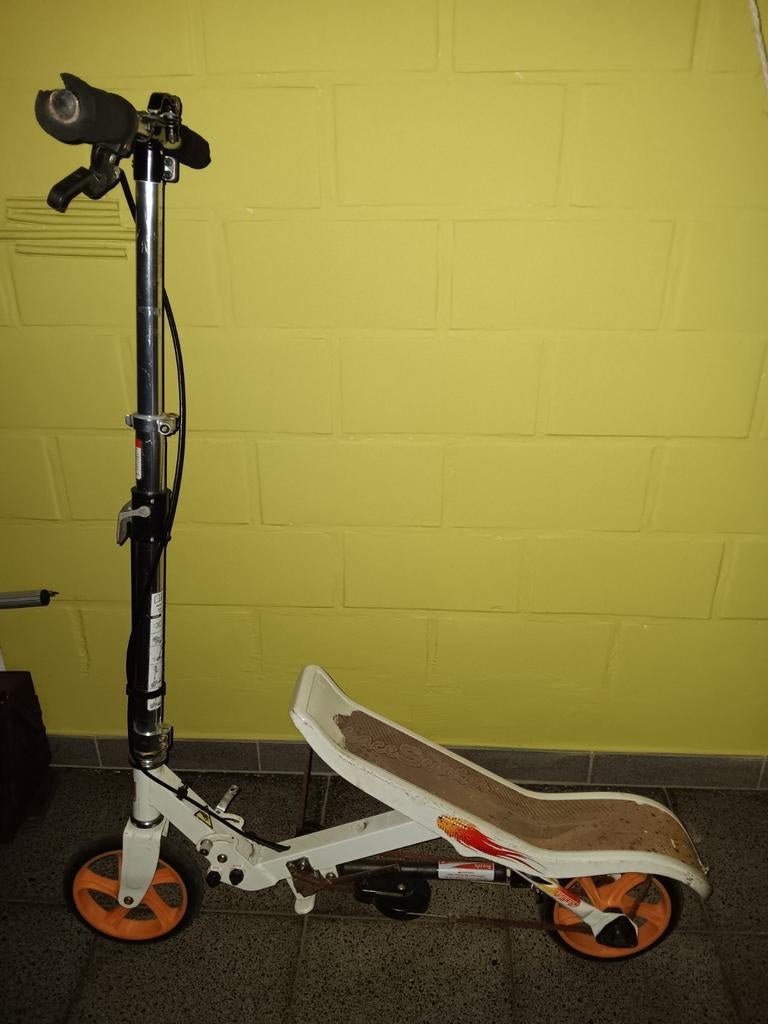 Space scooter step, Fietsen en Brommers, Steps, Ophalen