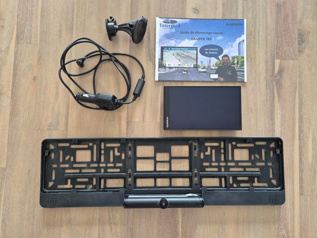 GPS CAMPER 780 avec caméra de recul de Garmin, Enlèvement