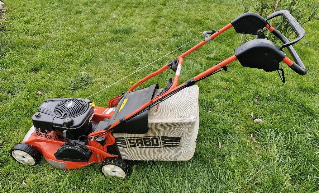Gazonmaaier op benzine, Jardin & Terrasse, Sabo, Tondeuse rotative, Utilisé, Sac de ramassage