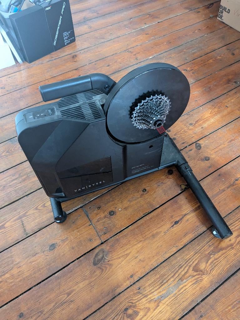 Home Trainer connecté Van Rysel D500, Ophalen