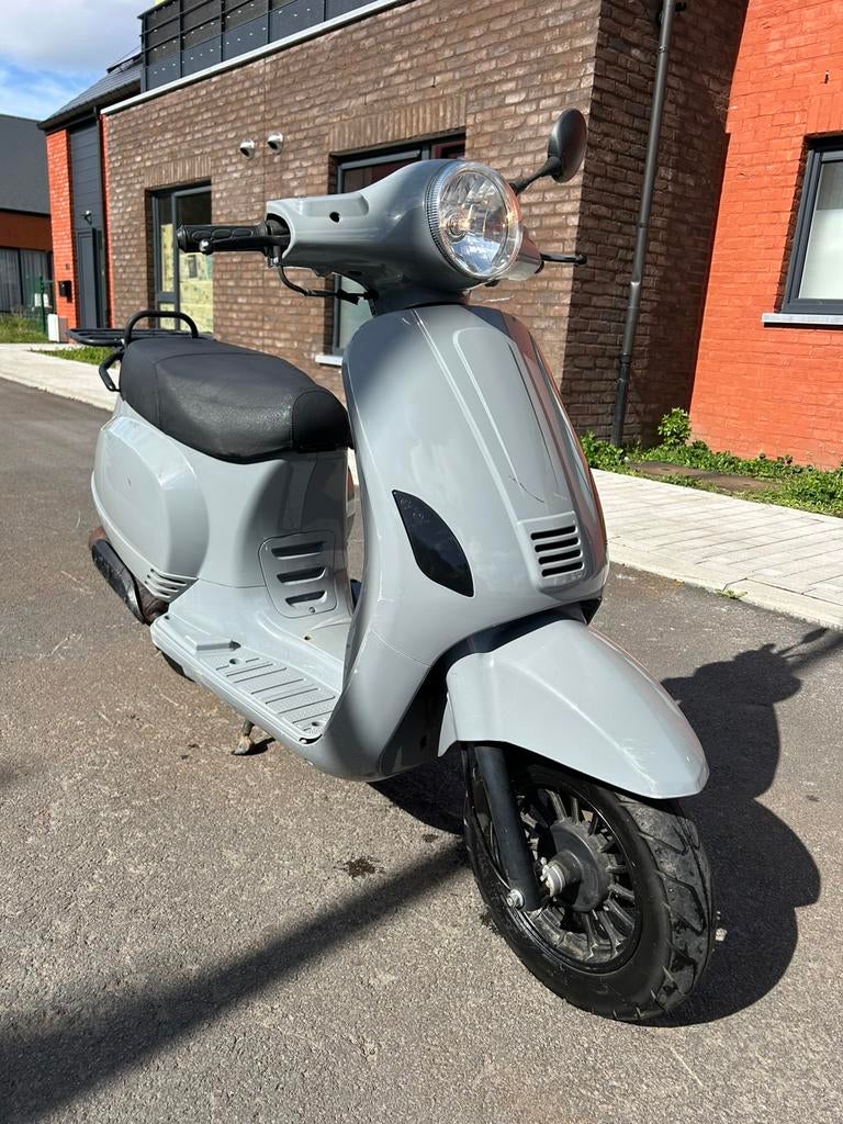 Scooter classe A, Enlèvement, Comme neuf