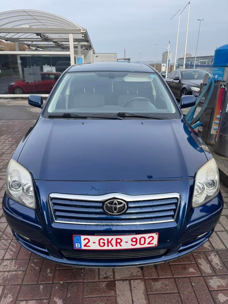 Toyota Avensis 2004 - 179.000km, Autos, Achat, Avensis, Alarme, Boîte manuelle
