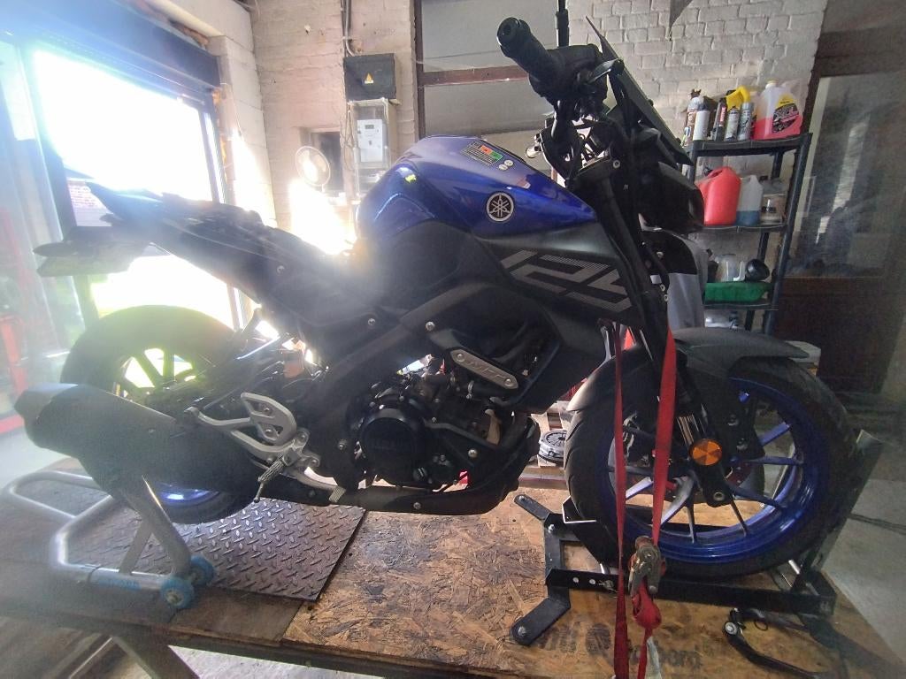 Yamaha MT125 2020, Motos, 125 cm³, Permis Moto A1 minimum, Particulier, Éclairage LED