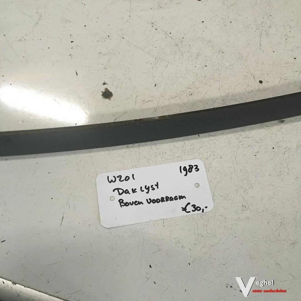 Mercedes W201 1983 Daklijst boven voorraam, -, Utilisé, -, -