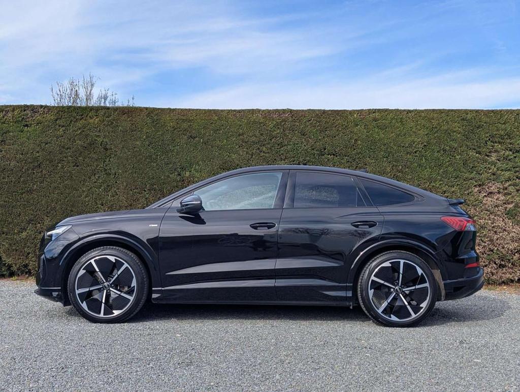 Audi Q4 e-tron ! verkocht ! 2x S-line - head up - 77 kWh-, Auto's, Audi, Automaat, Achterwielaandrijving, Gebruikt, Zwart