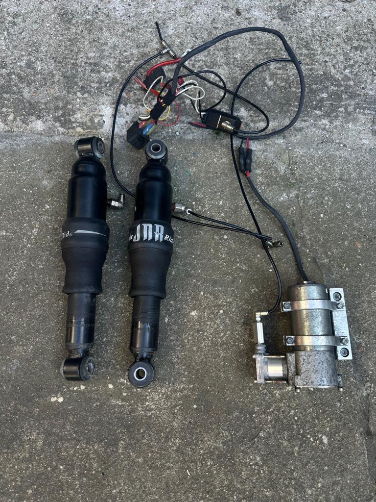 Air ride set touring, Motoren, Onderdelen | Harley-Davidson, Niet ingevuld, Gebruikt, Niet ingevuld, Ophalen of Verzenden