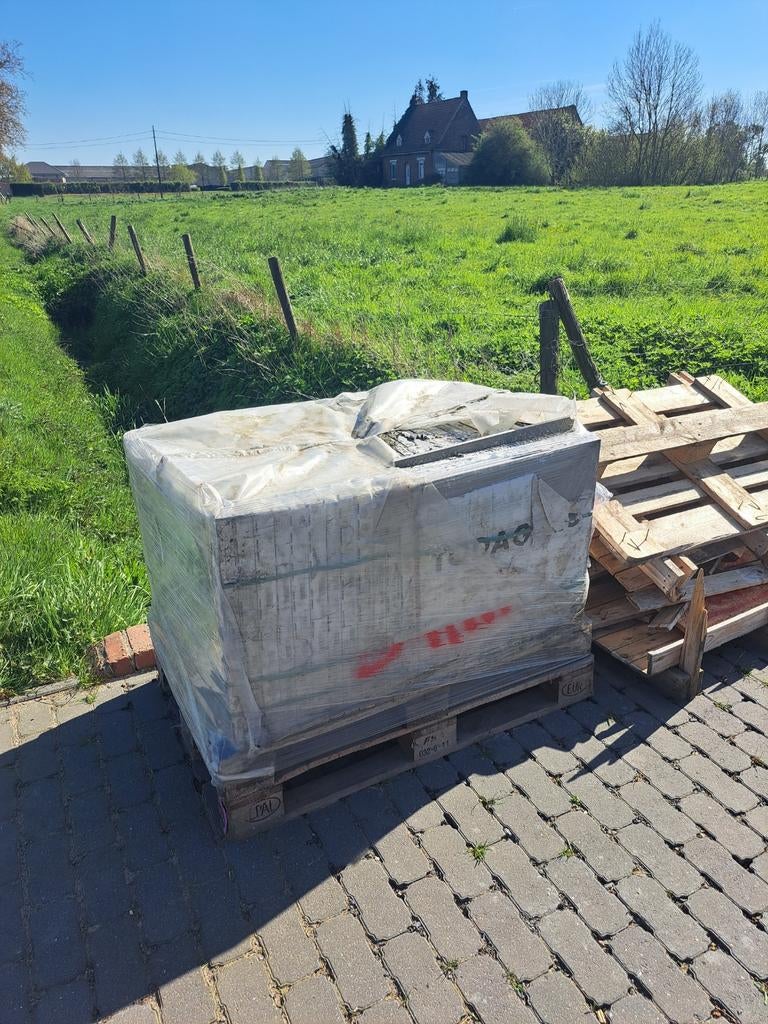 Palette de carreaux gris (34,5 m²), Bricolage & Construction, Enlèvement