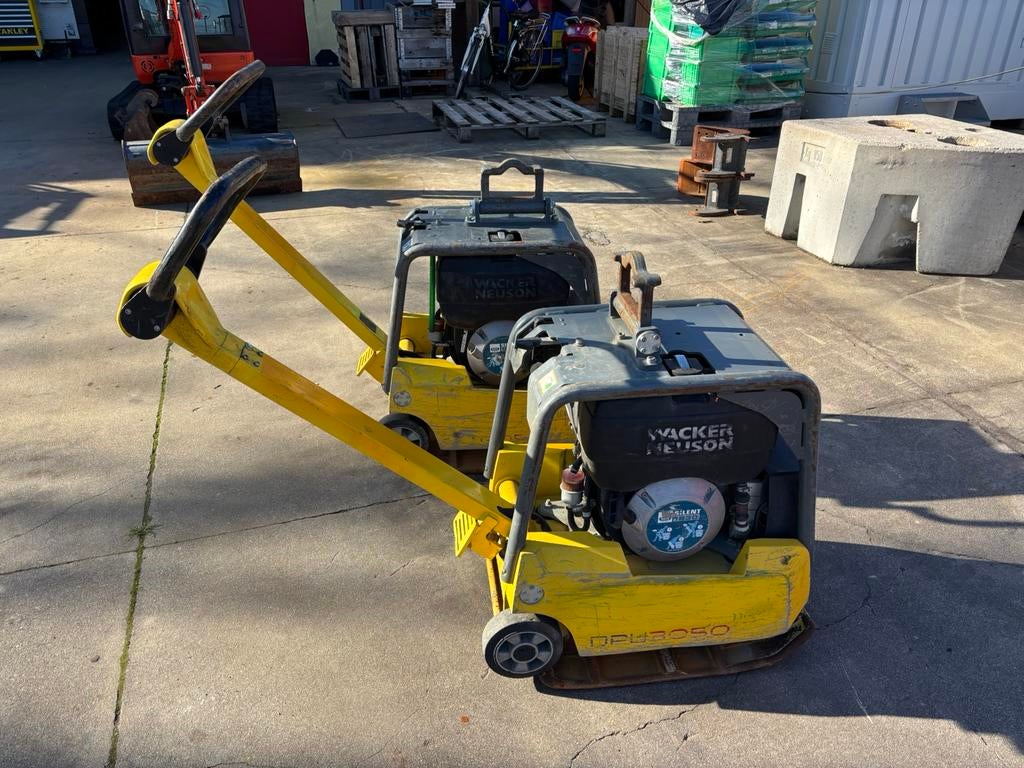 2x wacker DPU3050 diesel trilplaat hatz electrisch gestart, Doe-het-zelf en Bouw, Motoren, Ophalen