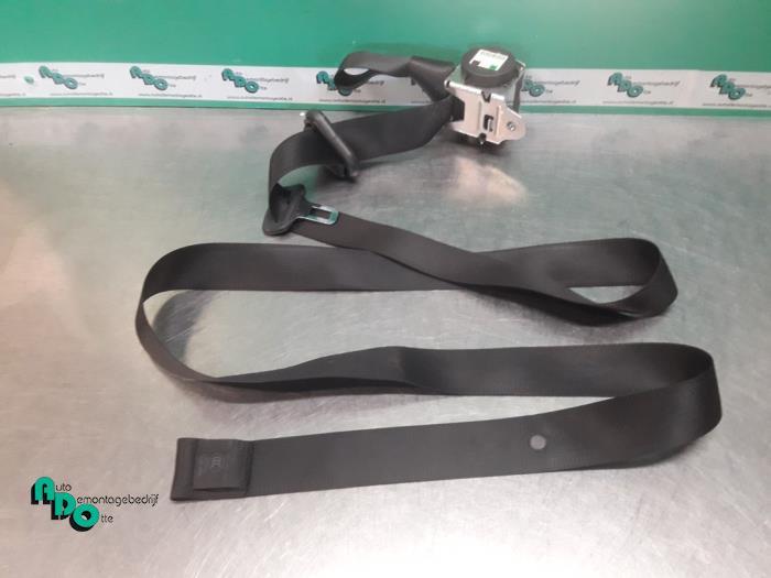 Veiligheidsgordel rechts-voor van een Opel Astra (Astra H 04, Gebruikt, -, -, Opel