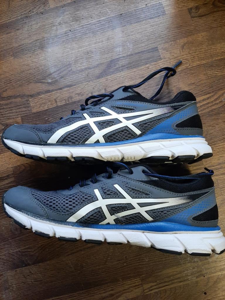 Sportschoenen asics, Ophalen, Asics