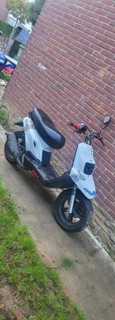 Bonjour a vendre ou echange mon booster classe A, Vélos & Vélomoteurs, Scooters | Yamaha, Enlèvement