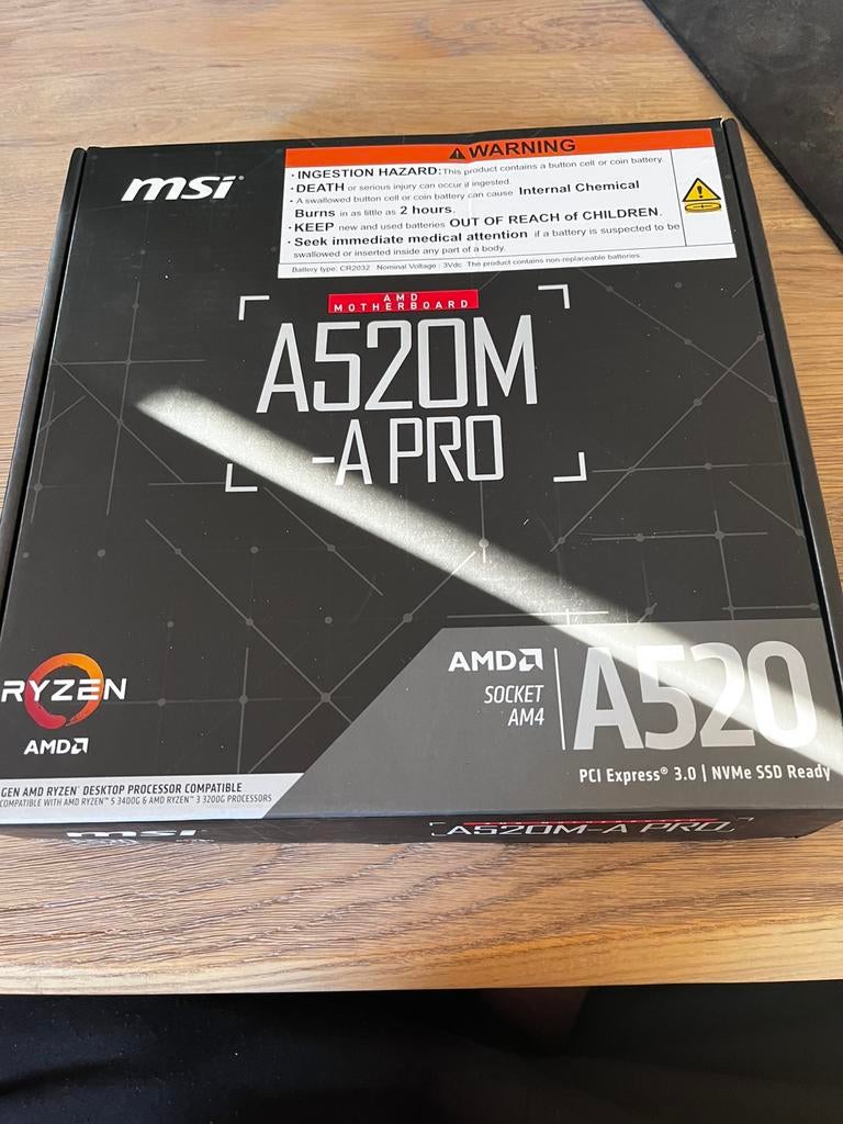 A520M A PRO + CPU RYZEN 7 3700x, Computers en Software, Ophalen of Verzenden, Zo goed als nieuw, 4 Ghz of meer