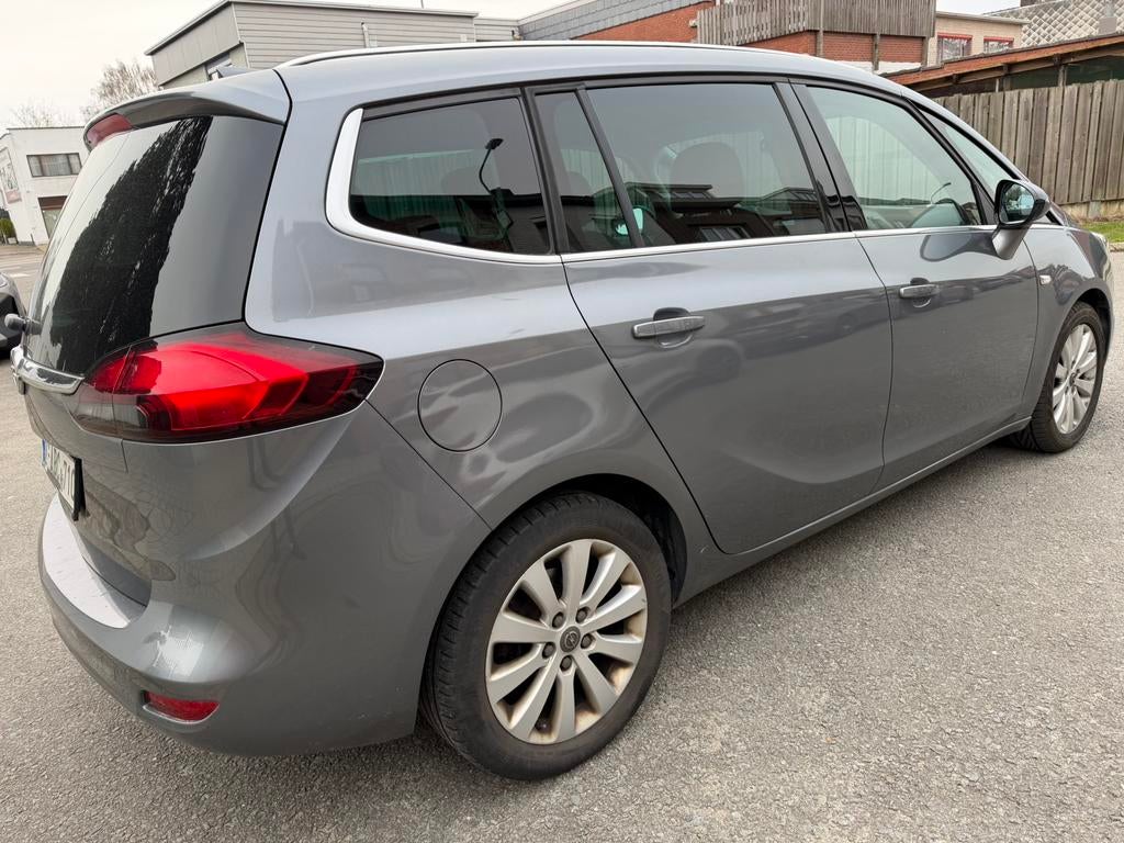 Opel zafira 7pl 1,4t benzine, Auto's, Monovolume, Euro 6, 4 cilinders, 7 zetels