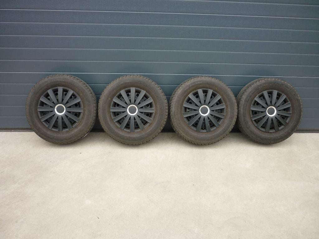 All Season banden Good Year 215/70 r16 met velgen, Auto-onderdelen, Banden en Velgen, Ophalen, 16 inch, All Season, Band(en)