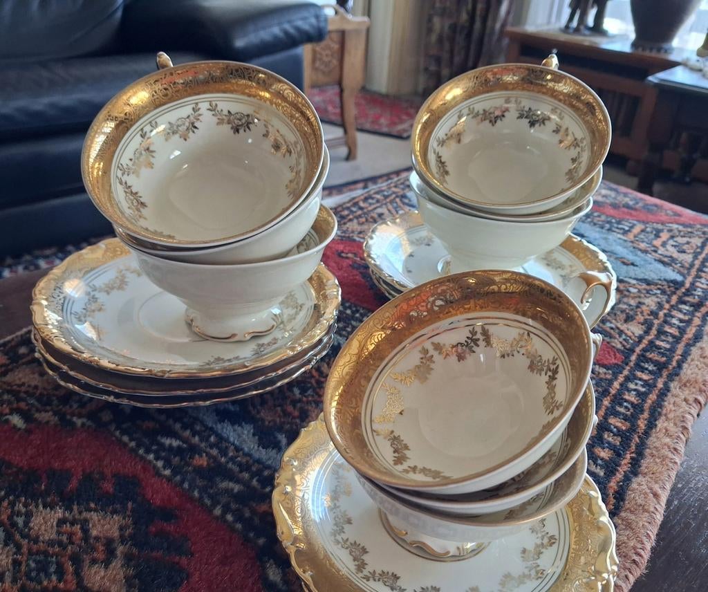 Service de café très spécial, Antiquités & Art, Enlèvement