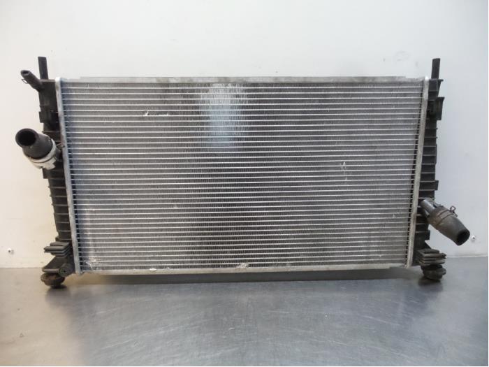 Radiateur van een Mazda 3 (3 03-), Auto-onderdelen, Airco en Verwarming, Mazda, Gebruikt, 3 maanden garantie, Ophalen of Verzenden