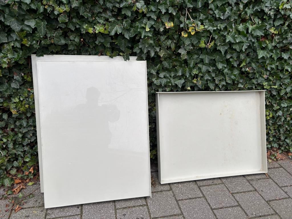 Mest laden bodem, Ophalen, Zo goed als nieuw