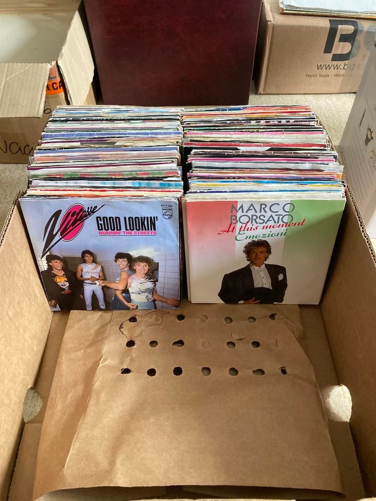 Lot vinyl singles, Ophalen, Zo goed als nieuw