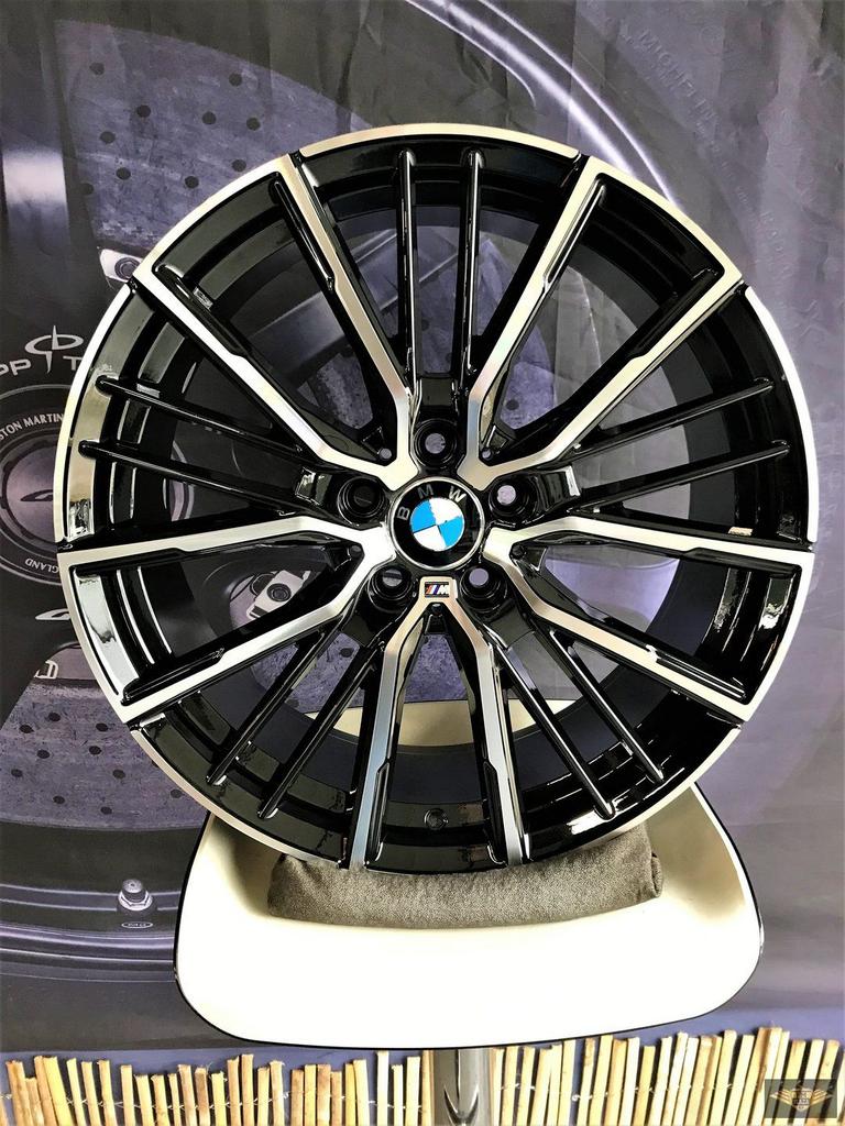 19 inch 5x112 BMW 1 Serie F40 Styling 552M Look Velgen Nieuw, 19 inch, Velg(en), -, -