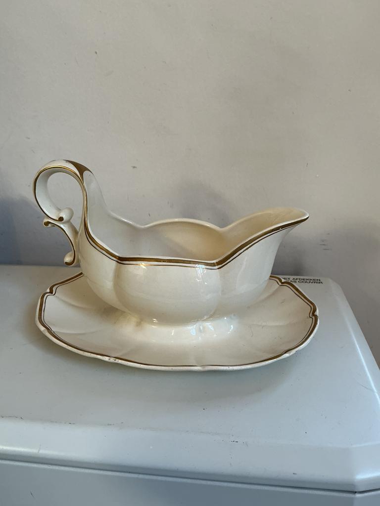 Antieke sauspan van Royal Boch, Ophalen of Verzenden