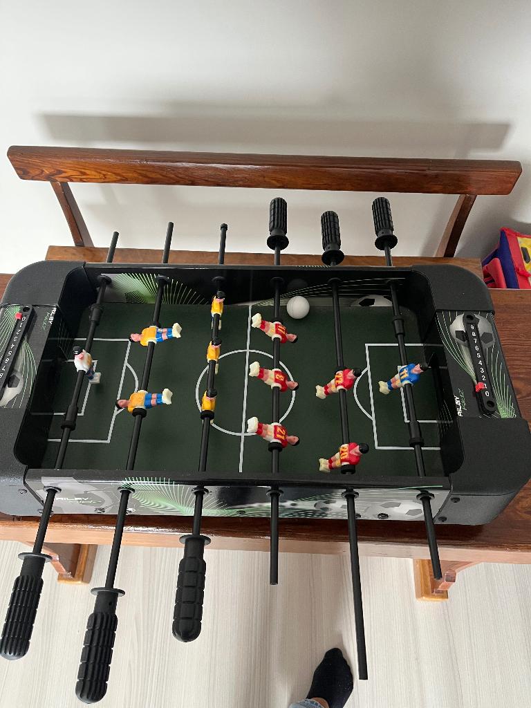 Kleine voetbaltafel, Ophalen, Gebruikt