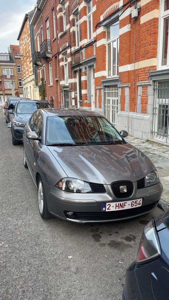 SEAT IBIZA 1.4 Sport  FULL OPTION, Autos, Argent ou Gris, Achat, https://public.car-pass.be/verify/8470-6472-1505#, 5 portes