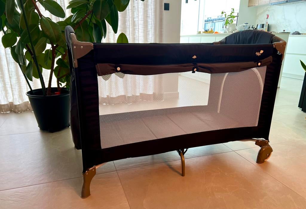 Kinder reisbed van merk “Bebe Confort”, Kinderen en Baby's, Ophalen, Gebruikt