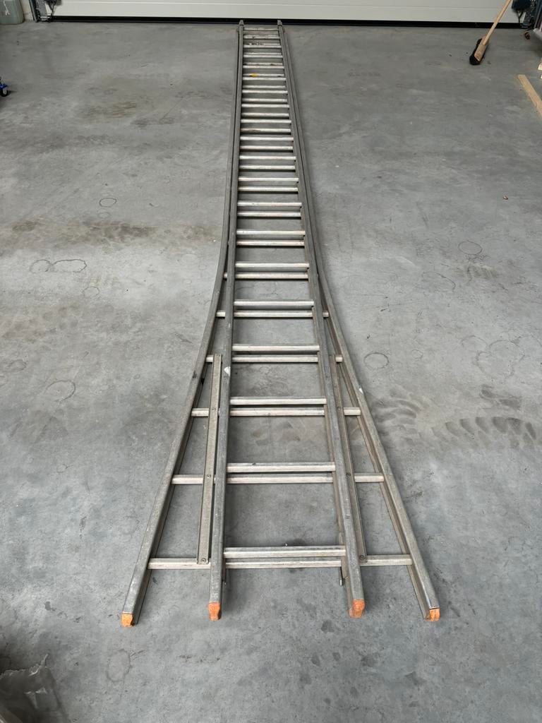2-delige schuifladder/opsteekladder 2x20 sporten – 5 meter, Ophalen, Gebruikt, Ladder, Opvouwbaar of Inschuifbaar