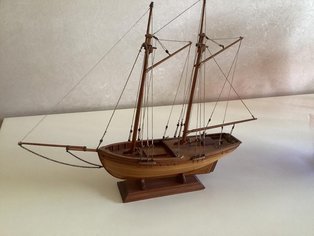 Bateau à deux mâts, Enlèvement, Comme neuf