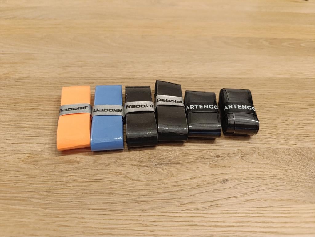 6 x surgrip absorbant pour tennis, Sports & Fitness, Tennis, Enlèvement ou Envoi, Neuf, Grip ou Cordage, Babolat