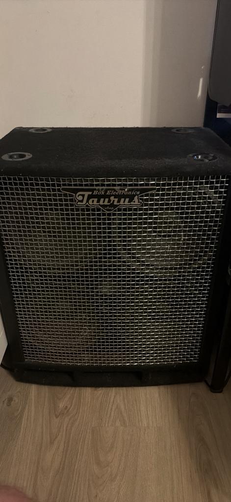 Bass cabinet 4x10’ + twitter, 900Watts 4 Ohm, Enlèvement ou Envoi, Comme neuf