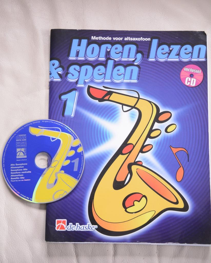 Horen, Lezen, Spelen, A Tune A Day -Boek Bladmuziek Saxofoon, Overige genres, Les of Cursus, Zo goed als nieuw, Ophalen of Verzenden