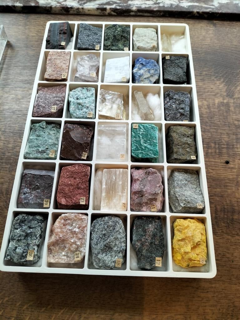 Collection de trente minéraux, Collections, Minéraux & Fossiles, Enlèvement